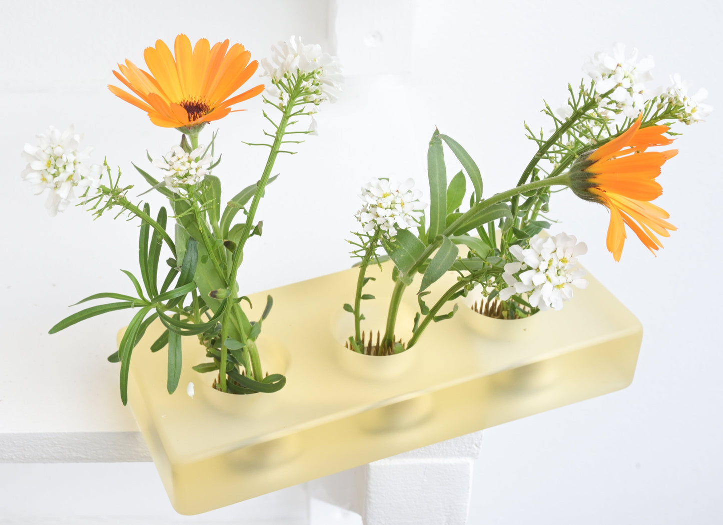 Resin flower arrangement base by Moss Duo
