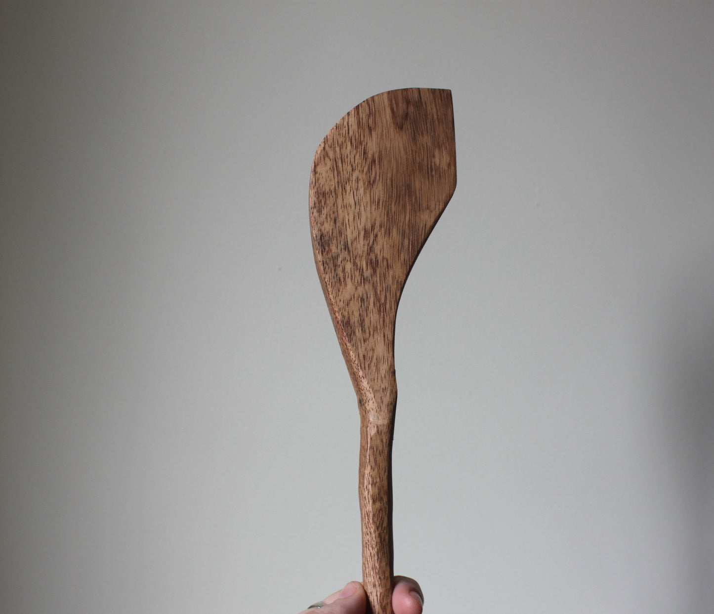 Hand-Crafted Wooden Utensils by Sam Ayre