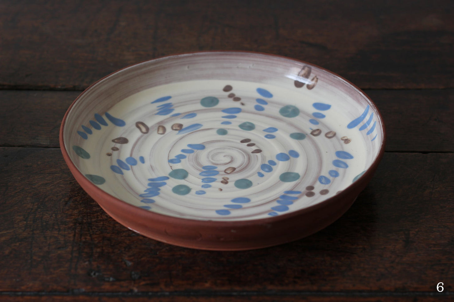 Handmade slipware terracotta plates by Francesca Anfossi (White)