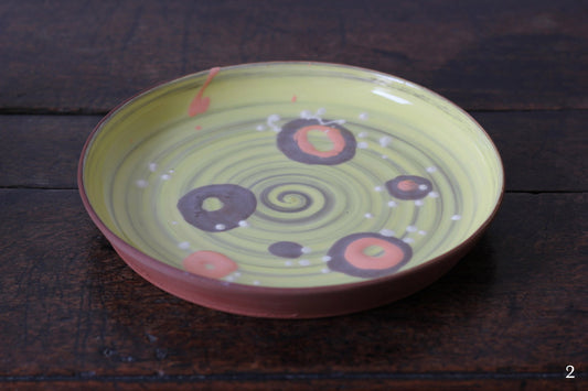 Handmade slipware terracotta plates by Francesca Anfossi (Yellow)