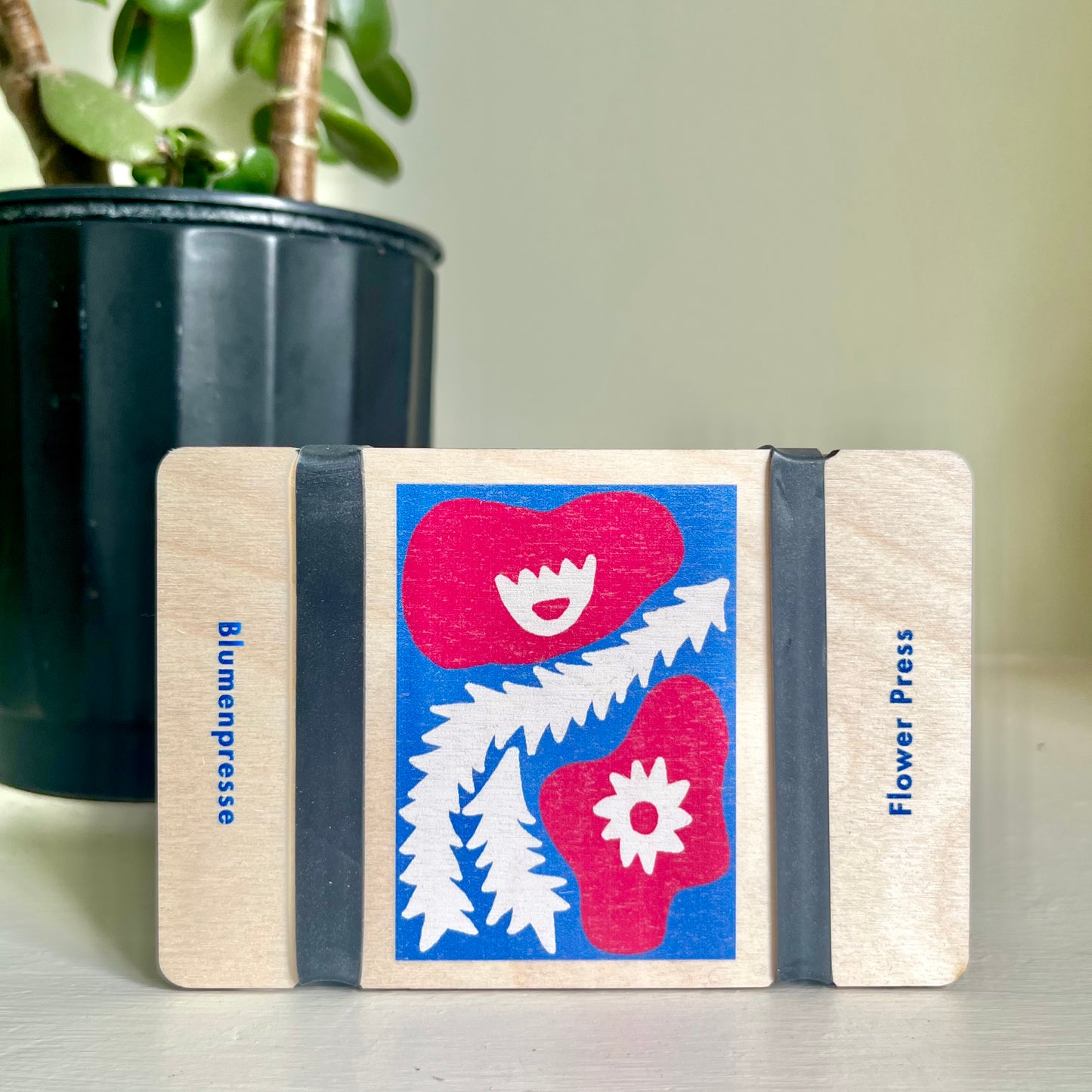 Studio Wald pocket flower press