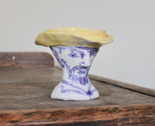 将图片加载到图库查看器，Van Gogh with Straw Hat: Egg Cups